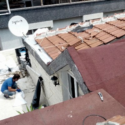 MERDİVENKÖY ÇATI USTASI